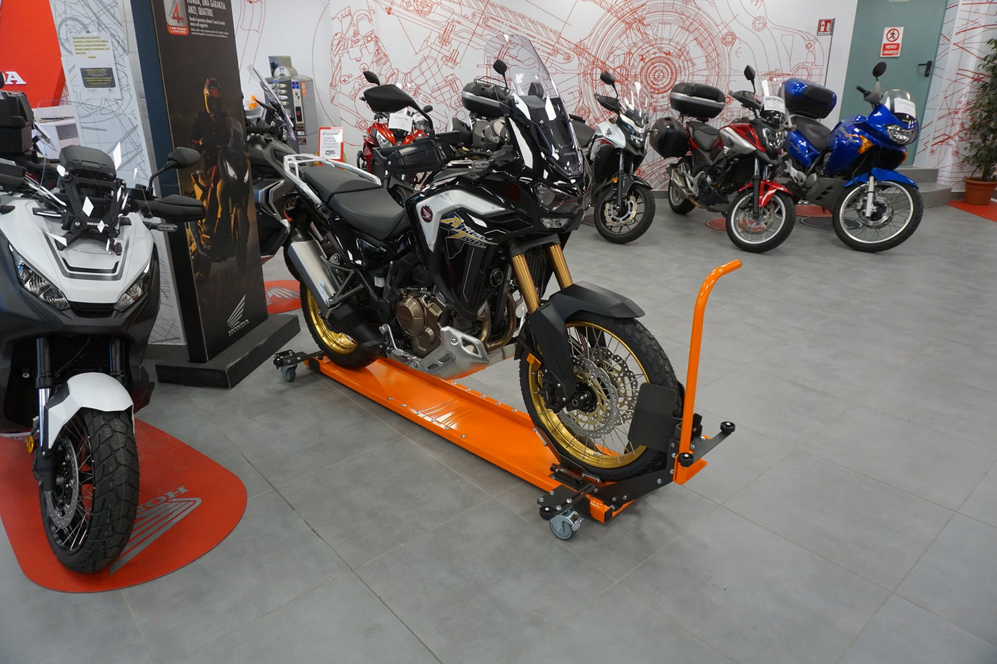 🏍️ Motorcycle Wheel Dolly with Secure Chock – Smooth Maneuvering Made Easy🔥