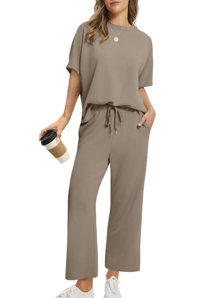 Last Day 50% OFF🔥🔥 Women's Summer Leisure Beach Suit Two Piece Set(Buy 2 Free Shipping)