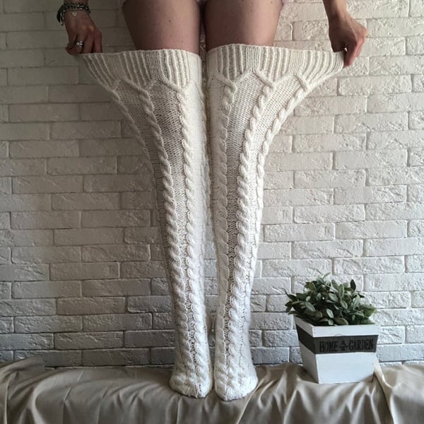 🔥Hot Sale 50% OFF🔥-Warm Over Knee Extra Long Knitted Socks