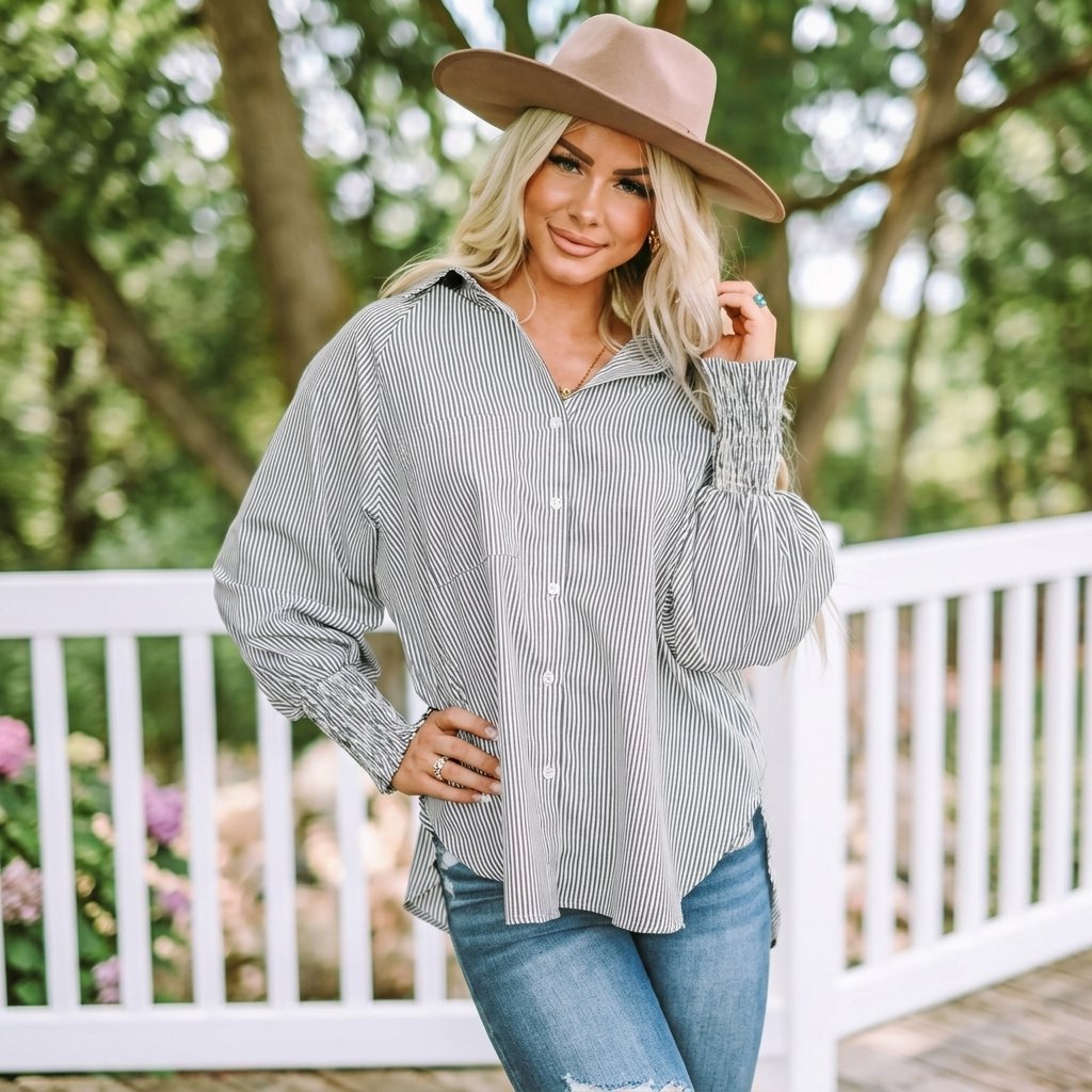 Last Day 49% OFF🔥Chic Striped V-Neck Blouse: Oversized Fit & Smocked Cuffs